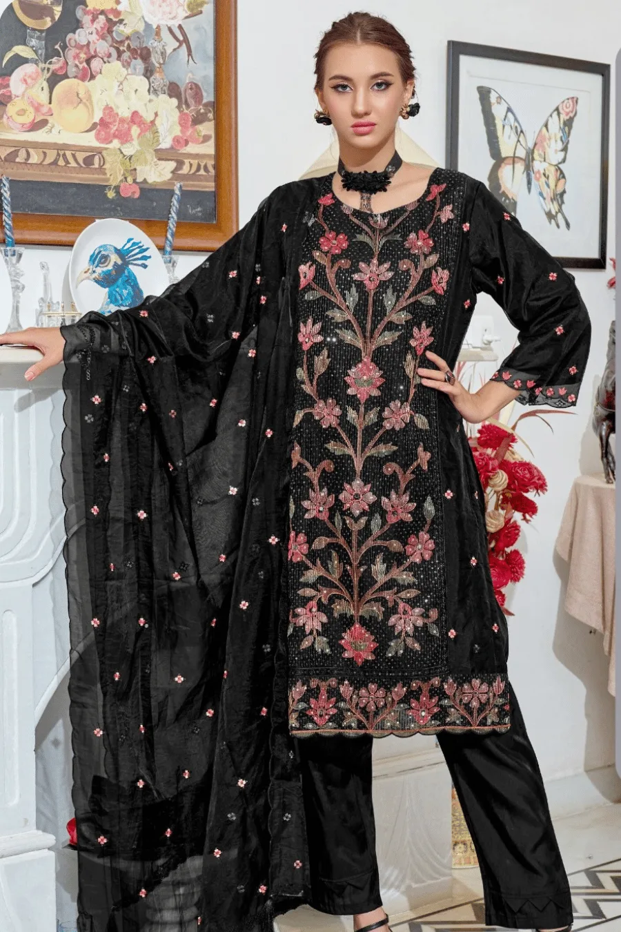 Arish Black Pakistani Salwar Suit Set