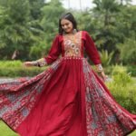 Elegant Red Gown For Womens In Navratri