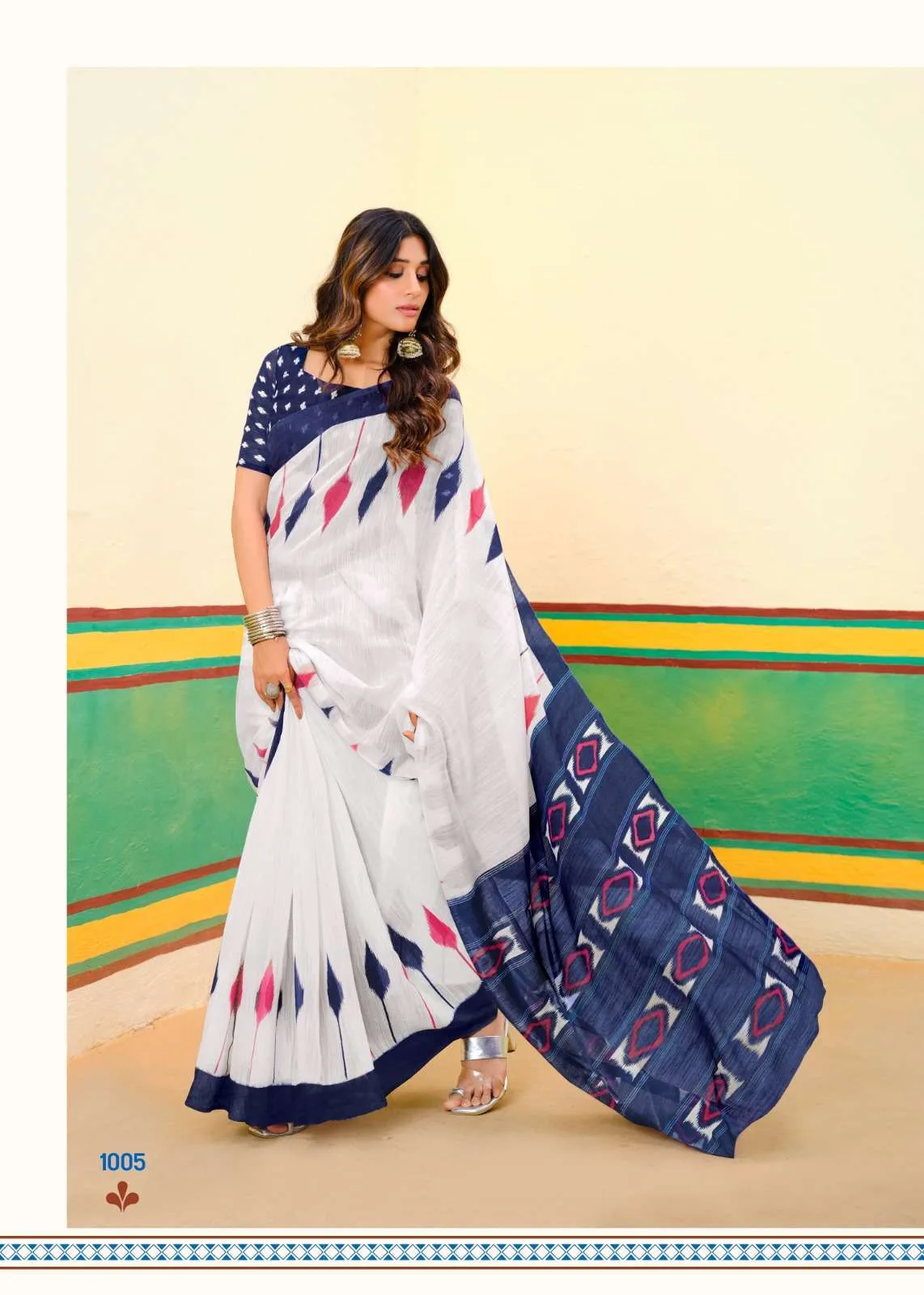 Lightweight White Mulmul Cotton Ikkat Saree
