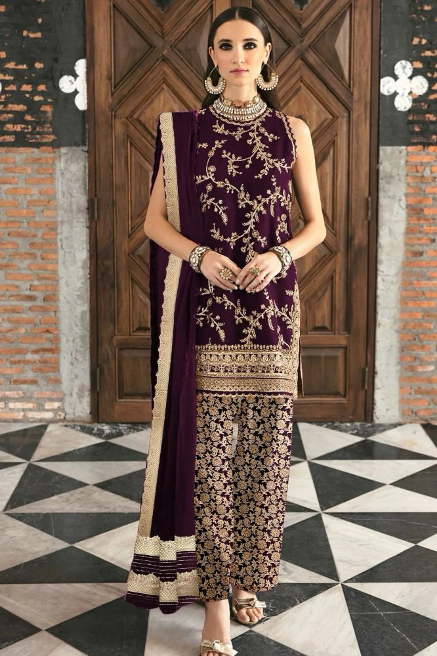 Purple Sleeveless Premium Velvet Salwar Suit